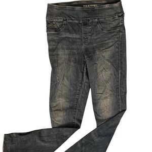 Rock & Republic jeans/jeggings women’s size 10